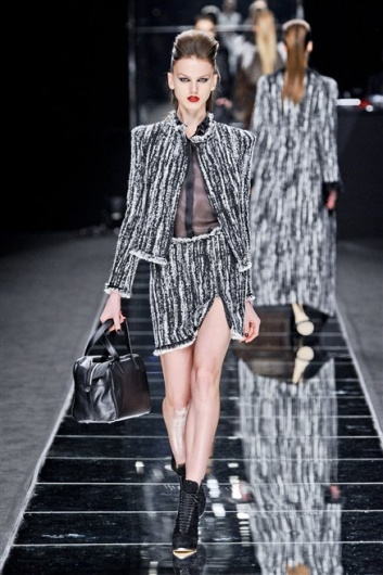 Fotoservizio/FW 2012-2013/WOMEN/JOHN RICHMOND/D1/22