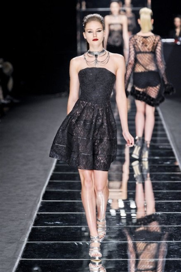 Fotoservizio/FW 2012-2013/WOMEN/JOHN RICHMOND/D1/35