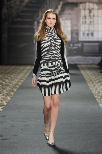 Fotoservizio/FW 2012-2013/WOMEN/JUST CAVALLI/D1/1