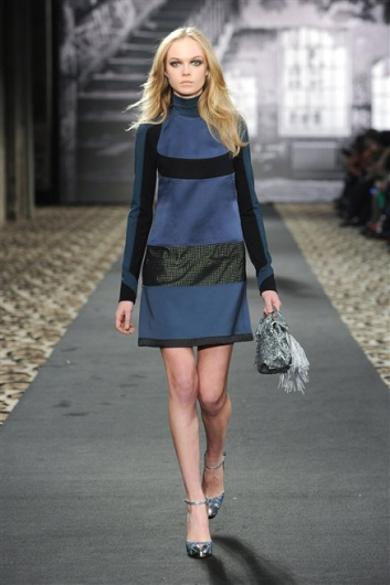 Fotoservizio/FW 2012-2013/WOMEN/JUST CAVALLI/D1/11