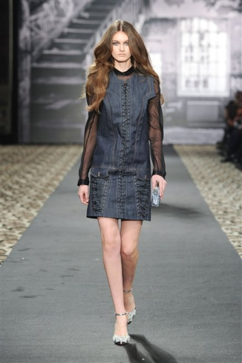 Fotoservizio/FW 2012-2013/WOMEN/JUST CAVALLI/D1/16