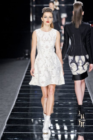 Fotoservizio/FW 2012-2013/WOMEN/JOHN RICHMOND/D1/3