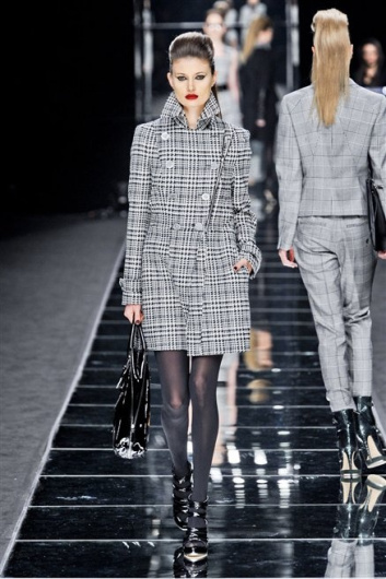 Fotoservizio/FW 2012-2013/WOMEN/JOHN RICHMOND/D1/10