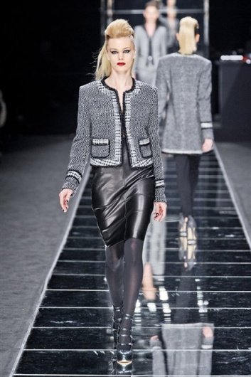 Fotoservizio/FW 2012-2013/WOMEN/JOHN RICHMOND/D1/13