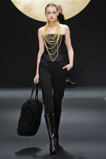Fotoservizio/FW 2012-2013/WOMEN/KRIZIA/D1/32