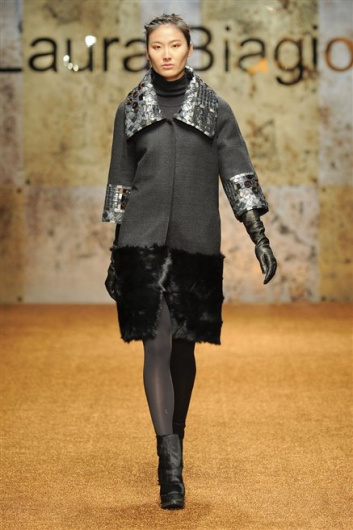Fotoservizio/FW 2012-2013/WOMEN/LAURA BIAGIOTTI/D1/27