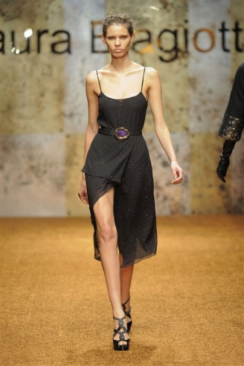 Fotoservizio/FW 2012-2013/WOMEN/LAURA BIAGIOTTI/D1/28