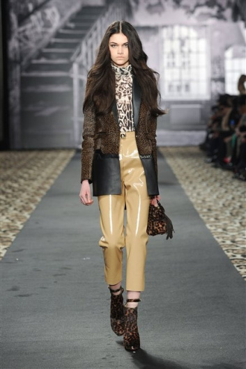 Fotoservizio/FW 2012-2013/WOMEN/JUST CAVALLI/D1/30