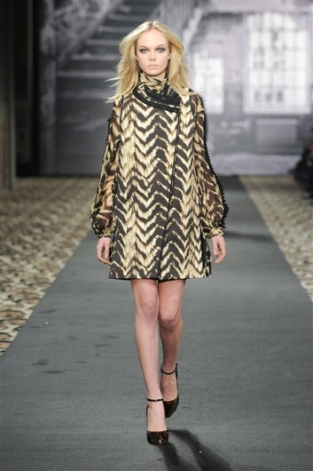 Fotoservizio/FW 2012-2013/WOMEN/JUST CAVALLI/D1/33