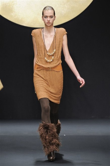 Fotoservizio/FW 2012-2013/WOMEN/KRIZIA/D1/6