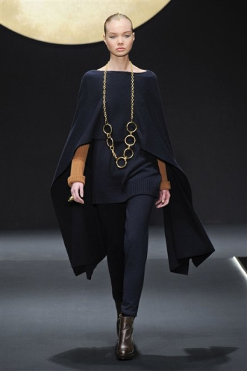 Fotoservizio/FW 2012-2013/WOMEN/KRIZIA/D1/17
