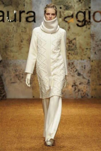 Fotoservizio/FW 2012-2013/WOMEN/LAURA BIAGIOTTI/D1/34
