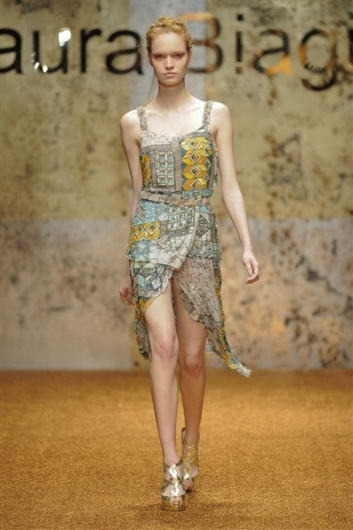 Fotoservizio/FW 2012-2013/WOMEN/LAURA BIAGIOTTI/D1/42
