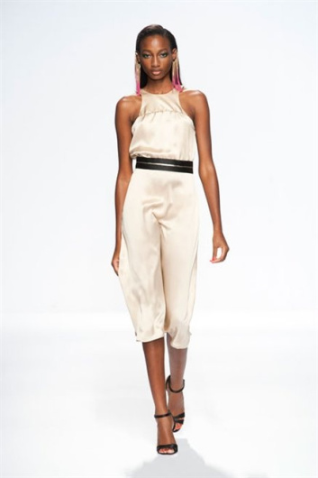 Fotoservizio/SS 2013/WOMEN/1a CLASSE - ALVIERO MARTINI COLLECTION/DP1/25