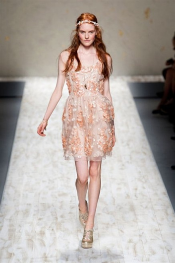 Fotoservizio/SS 2013/WOMEN/BLUGIRL/DP1/22