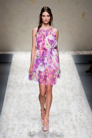 Fotoservizio/SS 2013/WOMEN/BLUGIRL/DP1/25