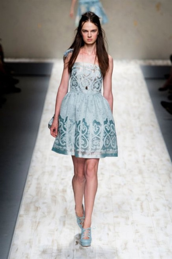 Fotoservizio/SS 2013/WOMEN/BLUGIRL/DP1/33
