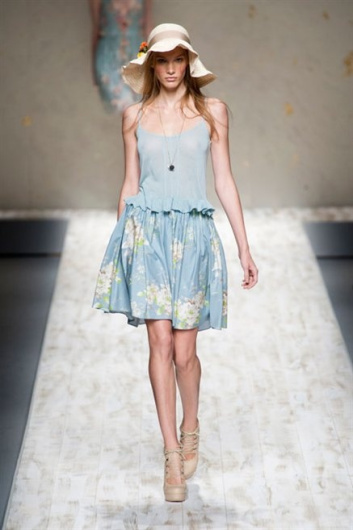 Fotoservizio/SS 2013/WOMEN/BLUGIRL/DP1/34