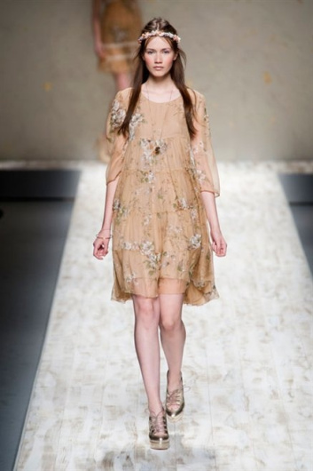 Fotoservizio/SS 2013/WOMEN/BLUGIRL/DP1/38
