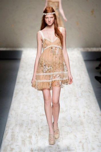 Fotoservizio/SS 2013/WOMEN/BLUGIRL/DP1/39