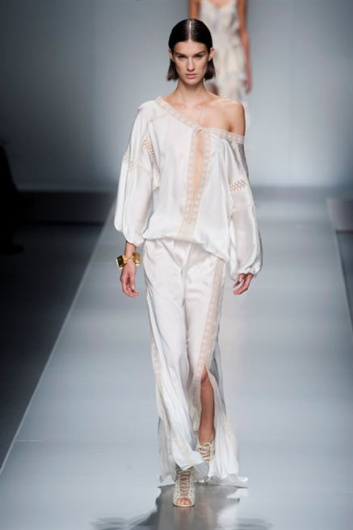 Fotoservizio/SS 2013/WOMEN/BLUMARINE/DP1/1