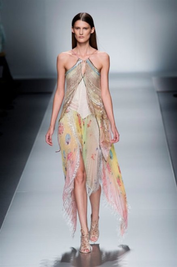 Fotoservizio/SS 2013/WOMEN/BLUMARINE/DP1/27