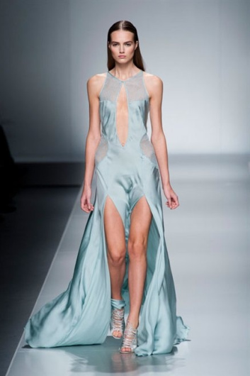 Fotoservizio/SS 2013/WOMEN/BLUMARINE/DP1/31