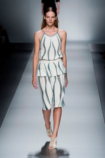Fotoservizio/SS 2013/WOMEN/BLUMARINE/DP1/32