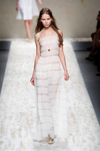 Fotoservizio/SS 2013/WOMEN/BLUGIRL/DP1/10