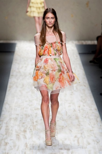 Fotoservizio/SS 2013/WOMEN/BLUGIRL/DP1/14