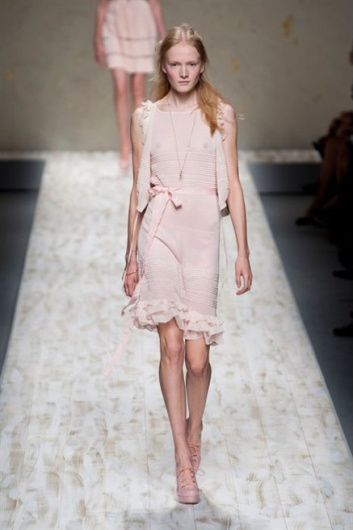 Fotoservizio/SS 2013/WOMEN/BLUGIRL/DP1/17