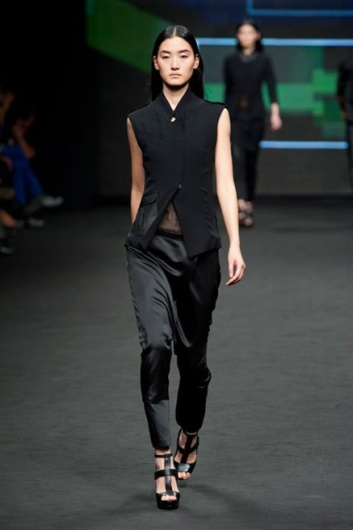 Fotoservizio/SS 2013/WOMEN/C'N'C COSTUME NATIONAL/DP1/31