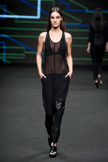 Fotoservizio/SS 2013/WOMEN/C'N'C COSTUME NATIONAL/DP1/34