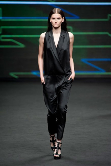 Fotoservizio/SS 2013/WOMEN/C'N'C COSTUME NATIONAL/DP1/35