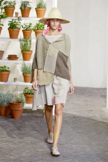 Fotoservizio/SS 2013/WOMEN/DANIELA GREGIS/DP1/1