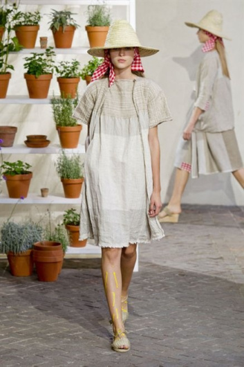 Fotoservizio/SS 2013/WOMEN/DANIELA GREGIS/DP1/5