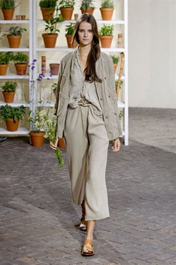 Fotoservizio/SS 2013/WOMEN/DANIELA GREGIS/DP1/9