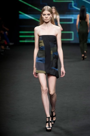 Fotoservizio/SS 2013/WOMEN/C'N'C COSTUME NATIONAL/DP1/10