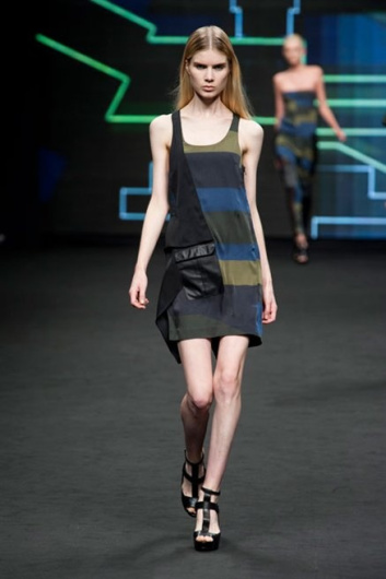Fotoservizio/SS 2013/WOMEN/C'N'C COSTUME NATIONAL/DP1/11