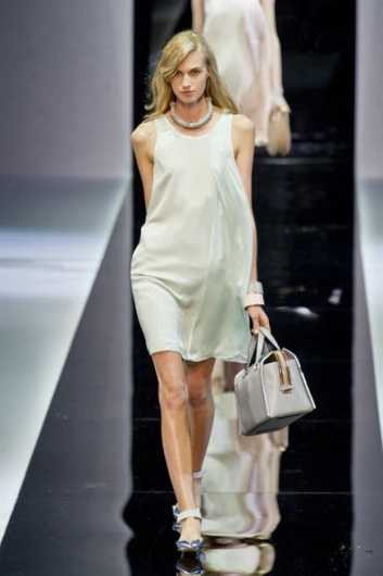 Fotoservizio/SS 2013/WOMEN/EMPORIO ARMANI/DP1/40
