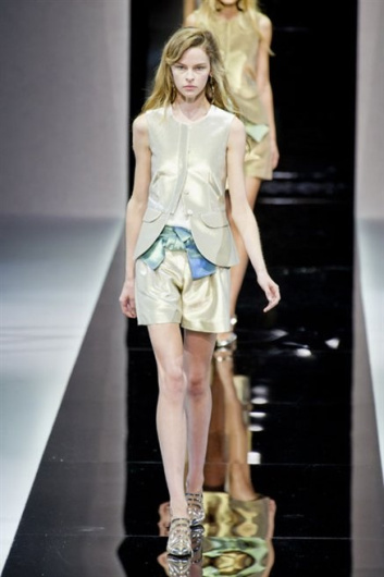 Fotoservizio/SS 2013/WOMEN/EMPORIO ARMANI/DP1/42