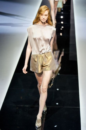 Fotoservizio/SS 2013/WOMEN/EMPORIO ARMANI/DP1/46