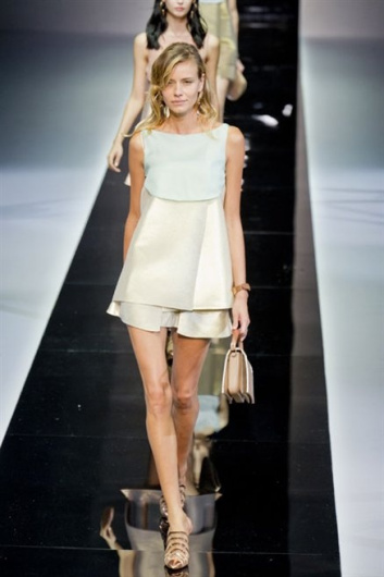 Fotoservizio/SS 2013/WOMEN/EMPORIO ARMANI/DP1/48