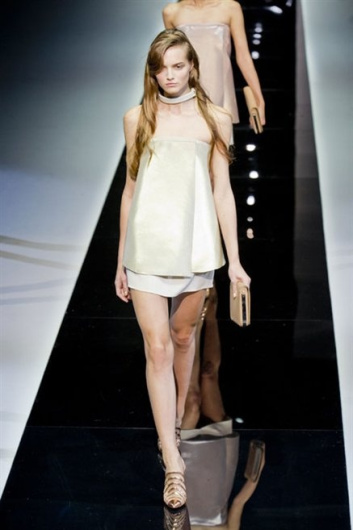 Fotoservizio/SS 2013/WOMEN/EMPORIO ARMANI/DP1/55