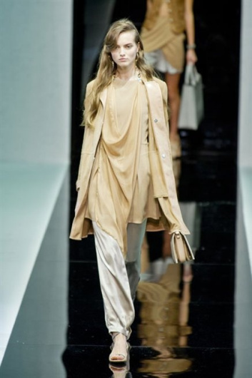 Fotoservizio/SS 2013/WOMEN/EMPORIO ARMANI/DP1/15