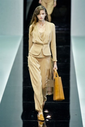 Fotoservizio/SS 2013/WOMEN/EMPORIO ARMANI/DP1/18