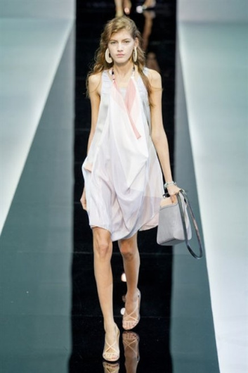 Fotoservizio/SS 2013/WOMEN/EMPORIO ARMANI/DP1/29