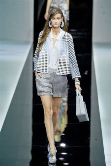 Fotoservizio/SS 2013/WOMEN/EMPORIO ARMANI/DP1/32