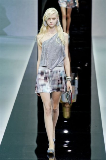 Fotoservizio/SS 2013/WOMEN/EMPORIO ARMANI/DP1/33