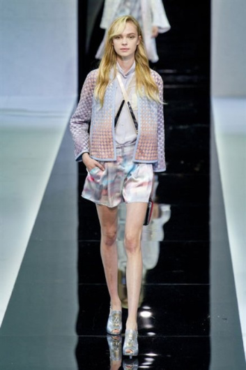 Fotoservizio/SS 2013/WOMEN/EMPORIO ARMANI/DP1/34